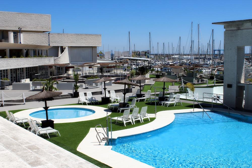 Suites Puerto Sherry El Puerto de Santa María Extérieur photo